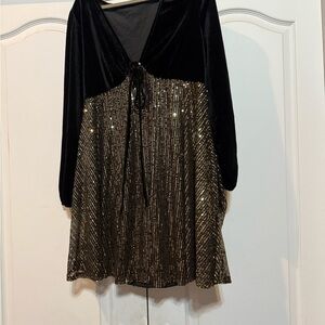 Elegant Black and Gold Women's dress